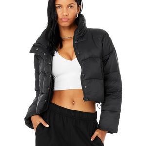 Alo, gold rush puffer. Black. Small.